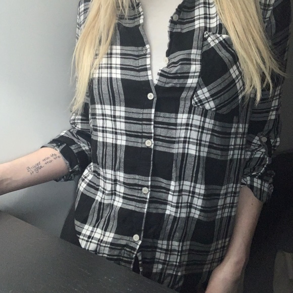 Plaid long sleeve - Picture 3 of 4